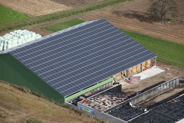découvrez comment devenir un écocitoyen engagé en intégrant des solutions photovoltaïques dans votre quotidien. adoptez un mode de vie durable tout en réduisant votre empreinte carbone grâce à l'énergie solaire.