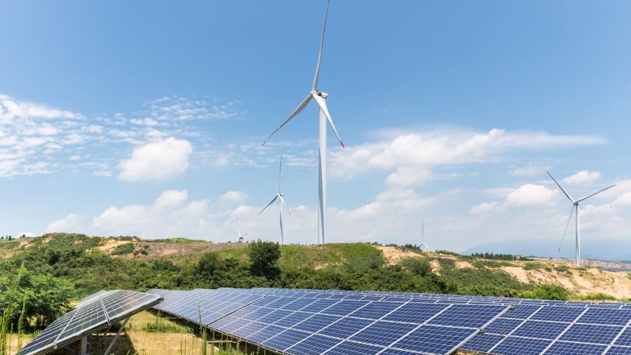 découvrez les avantages des énergies renouvelables avec notre guide sur l'énergie solaire et éolienne. apprenez comment ces solutions écologiques contribuent à un avenir durable tout en réduisant votre empreinte carbone.