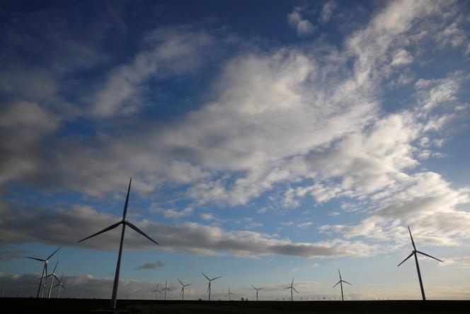 découvrez comment les énergies renouvelables locales transforment nos communautés et favorisent une transition énergétique durable. apprenez les avantages des solutions décentralisées et l'importance de miser sur des ressources écologiques, tout en soutenant l'économie locale.