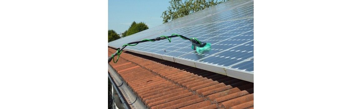 découvrez l'importance de l'entretien des panneaux solaires pour optimiser leur performance et prolonger leur durée de vie. suivez nos conseils pratiques pour maintenir votre installation solaire en parfait état et maximiser votre production d'énergie renouvelable.