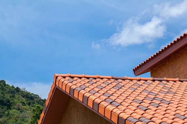 découvrez notre guide complet sur l'équerre de toit, un outil essentiel pour la construction et la rénovation. apprenez comment choisir l'équerre idéale pour assurer la stabilité et l'étanchéité de votre toiture, ainsi que des conseils d'installation et d'entretien.