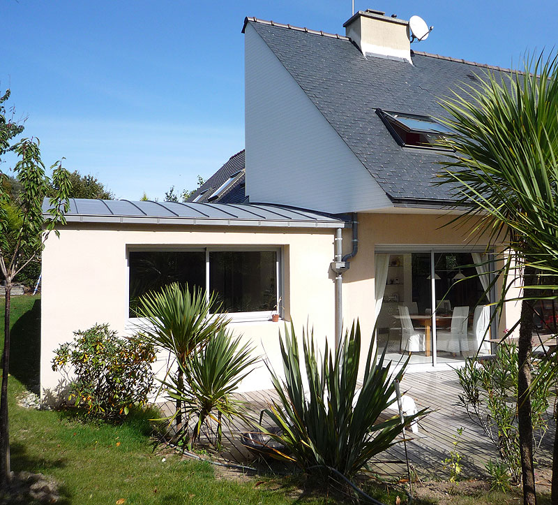 découvrez nos solutions d'extension de toiture pour transformer et optimiser votre espace de vie. améliorez l'esthétique et la fonctionnalité de votre maison tout en augmentant sa valeur. contactez-nous pour un devis personnalisé et des conseils d'experts.