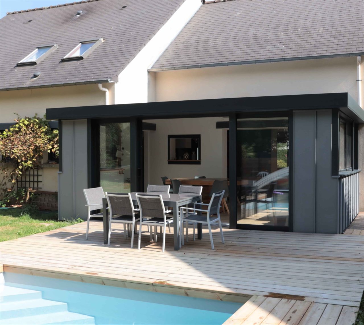 découvrez comment l'extension de toit en bac acier peut transformer votre espace avec durabilité et esthétique. apprenez les avantages, les conseils d'installation et les meilleures pratiques pour optimiser votre projet d'extension.