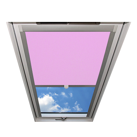 découvrez la fenêtre de toit fakro 55x78, idéale pour améliorer la luminosité et l'aération de votre espace. conçue avec des matériaux de haute qualité, elle offre une excellente isolation thermique et acoustique, tout en ajoutant une touche moderne à votre intérieur.