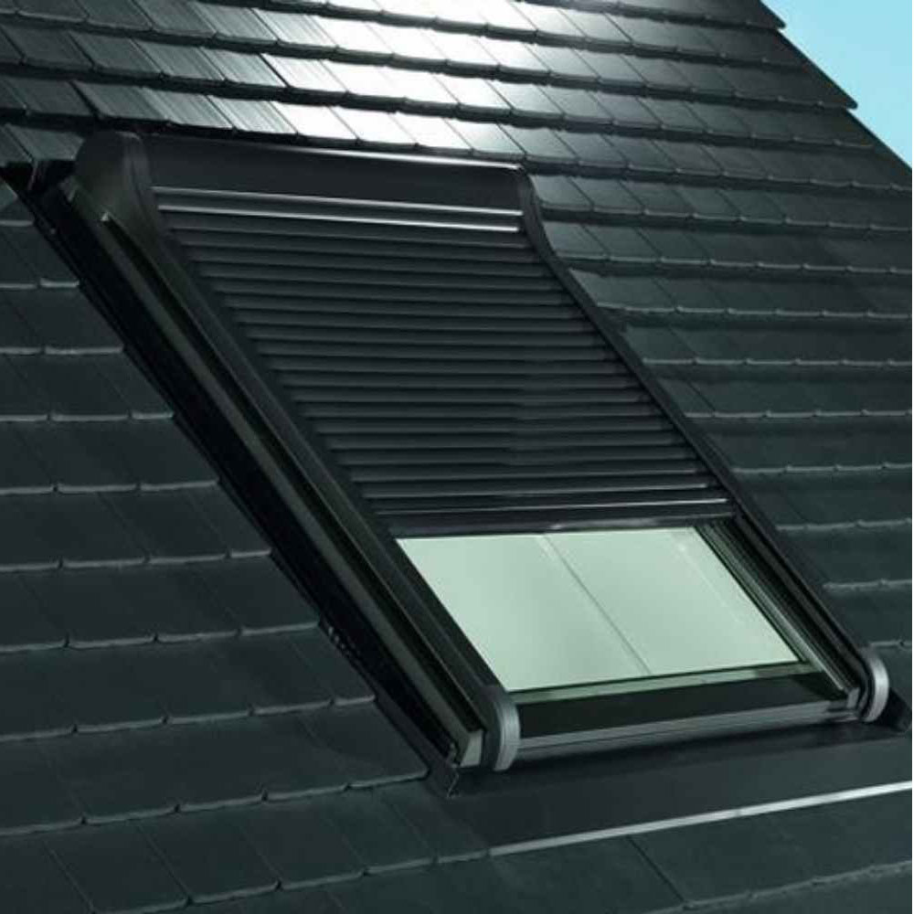 découvrez nos solutions de fenêtres de toit et volets adaptés à vos besoins. améliorez l'éclairage naturel et l'isolation de votre maison tout en ajoutant une touche esthétique. profitez d'une large gamme de modèles et de matériaux pour transformer votre espace sous toit.