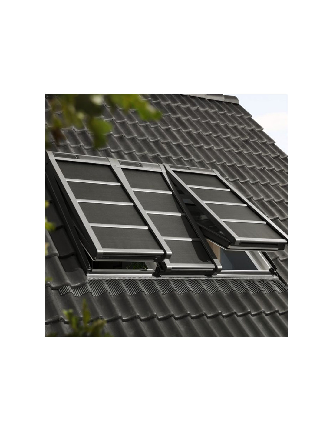 découvrez les fenêtres photovoltaïques, une solution innovante alliant esthétisme et durabilité. transformez votre maison en une source d'énergie renouvelable grâce à ces vitrages qui captent la lumière du soleil tout en offrant une excellente performance thermique. optez pour une construction écologique et réduisez vos factures d'énergie avec les fenêtres photovoltaïques.