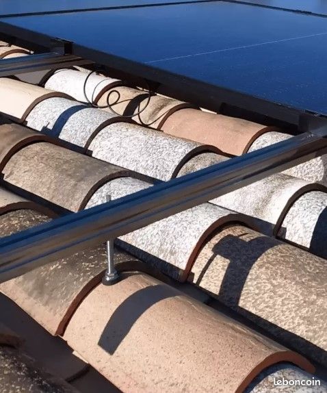 découvrez nos solutions de fixation pour panneaux photovoltaïques, conçues pour assurer une installation sécurisée et efficace. profitez d'une énergie renouvelable optimisée grâce à nos systèmes de montage adaptés à tous types de toits et d'environnements.