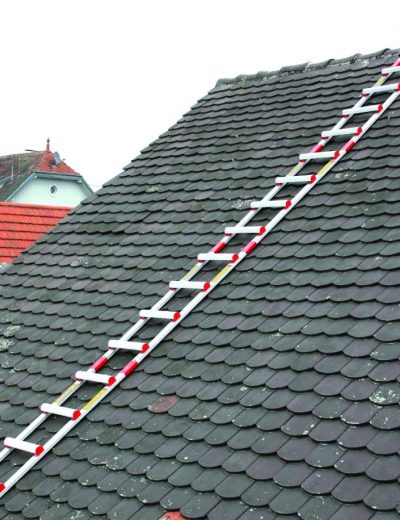 découvrez nos conseils pour fixer une échelle sur un toit en bois, en toute sécurité et efficacité. suivez nos étapes simples pour assurer une installation durable et stable, idéale pour accéder facilement à votre toiture.