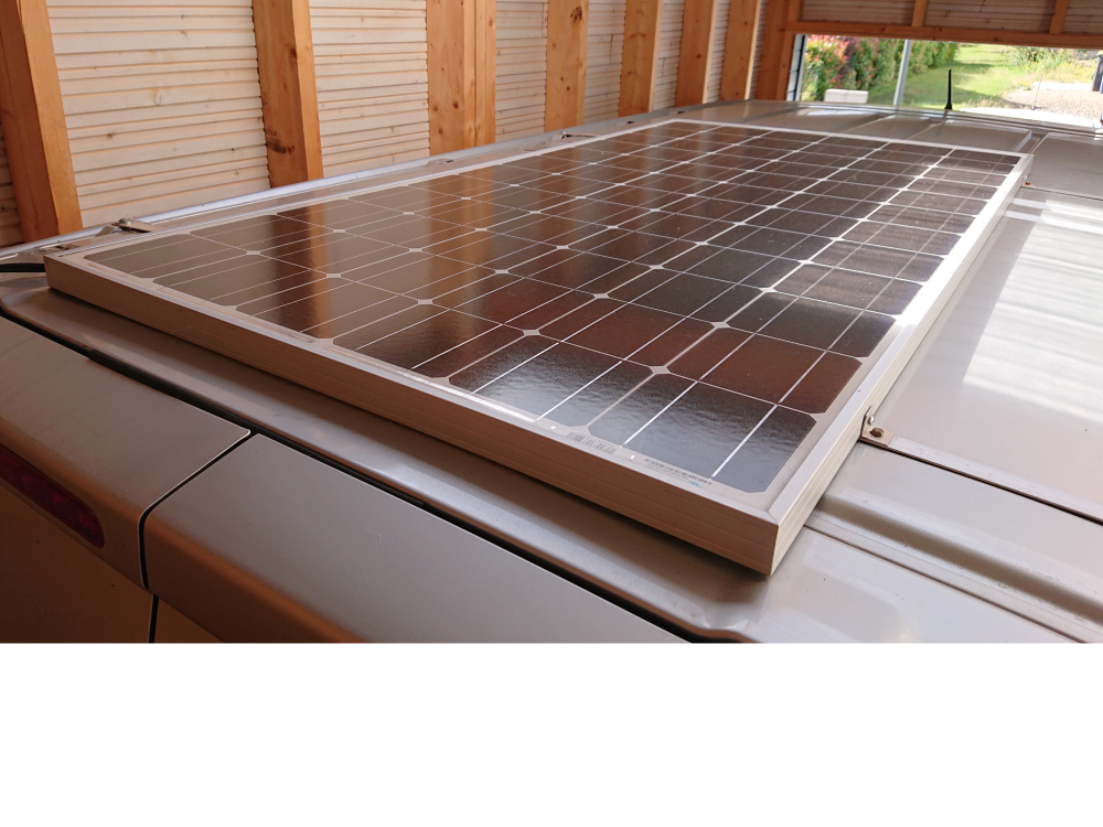 découvrez comment fixer efficacement un panneau solaire sur votre toiture plate. nos conseils pratiques et nos étapes détaillées vous permettront d'optimiser l'installation de votre système photovoltaïque tout en assurant sa durabilité et sa performance.