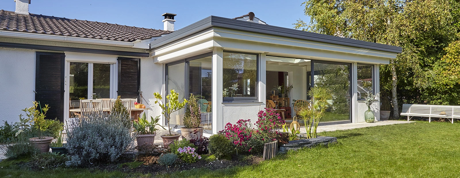 découvrez nos solutions de gouttières pour toits plats, idéales pour garantir une gestion optimale des eaux pluviales, prévenir les infiltrations et prolonger la durabilité de votre toiture. profitez de conseils d'experts et d'un large choix de matériaux adaptés à vos besoins.