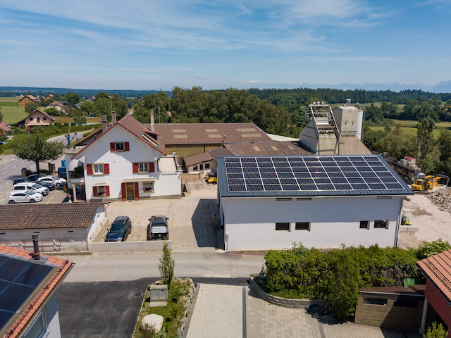 découvrez notre guide sur les hangars photovoltaïques gratuits, une solution innovante pour produire de l'énergie solaire sans investissement initial. apprenez comment bénéficier de cette opportunité éco-responsable et réduire vos coûts d'électricité tout en contribuant à la transition énergétique.
