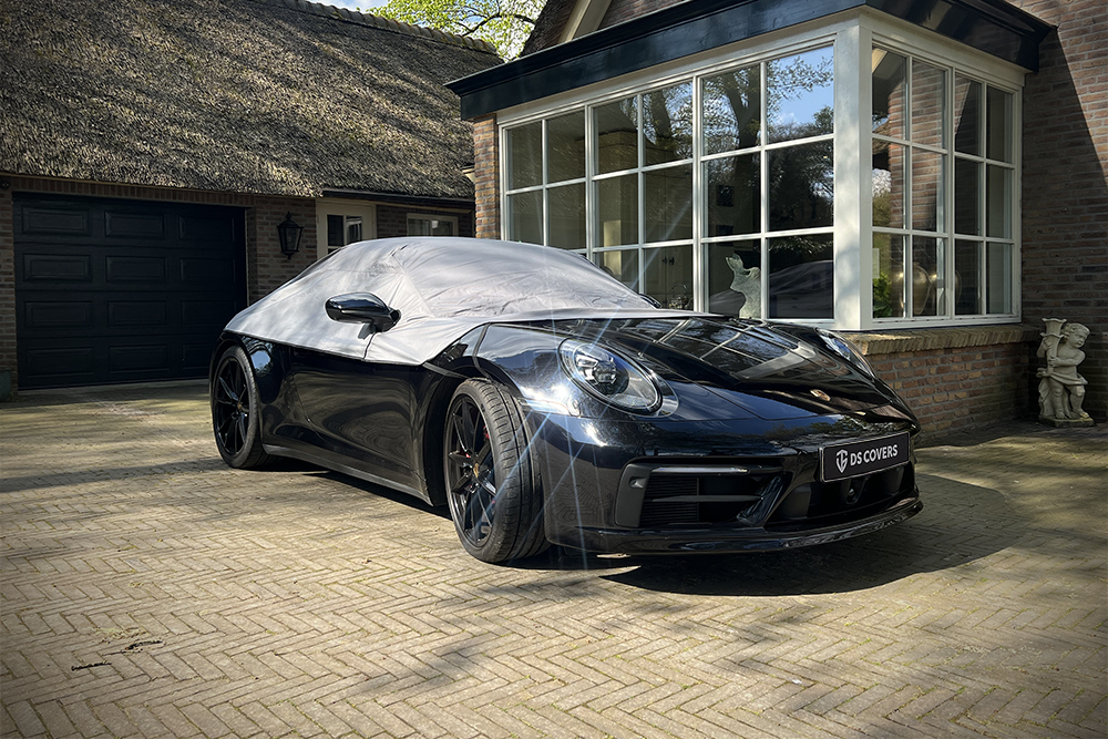 découvrez notre sélection de housses de toit pour voiture, offrant une protection optimale contre les intempéries et les rayons uv. protégez votre véhicule avec style grâce à nos housses adaptées à tous les modèles. faites le choix de la durabilité et du design!