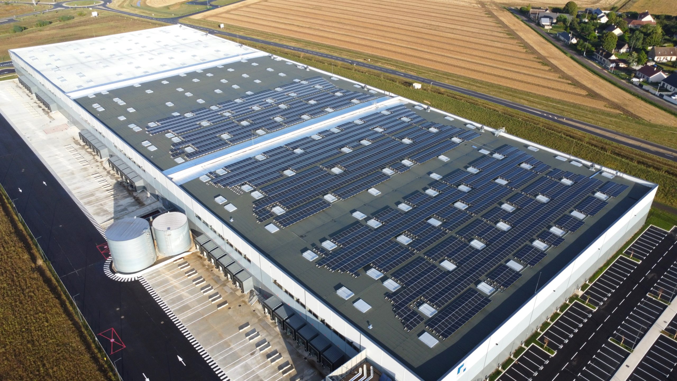 découvrez comment l'infrastructure solaire révolutionne notre approche de l'énergie renouvelable. apprenez-en davantage sur les technologies innovantes, les avantages écologiques et les solutions durables pour un avenir énergétique plus vert.