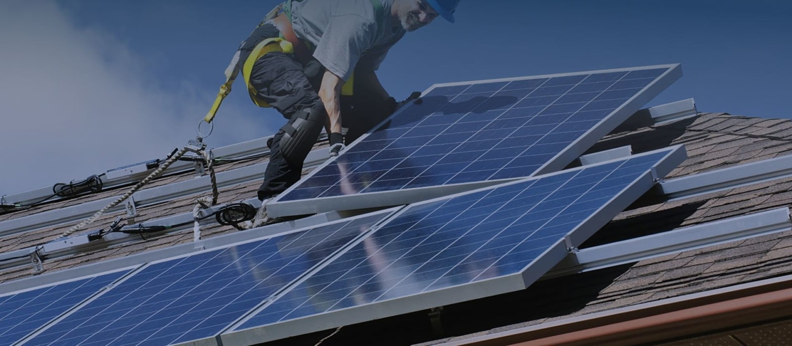 découvrez les dernières innovations en matière de toits photovoltaïques, alliant technologie de pointe et durabilité. transformez votre toit en source d'énergie renouvelable avec des solutions efficaces et esthétiques, réduisant ainsi votre empreinte carbone et vos factures d'électricité.