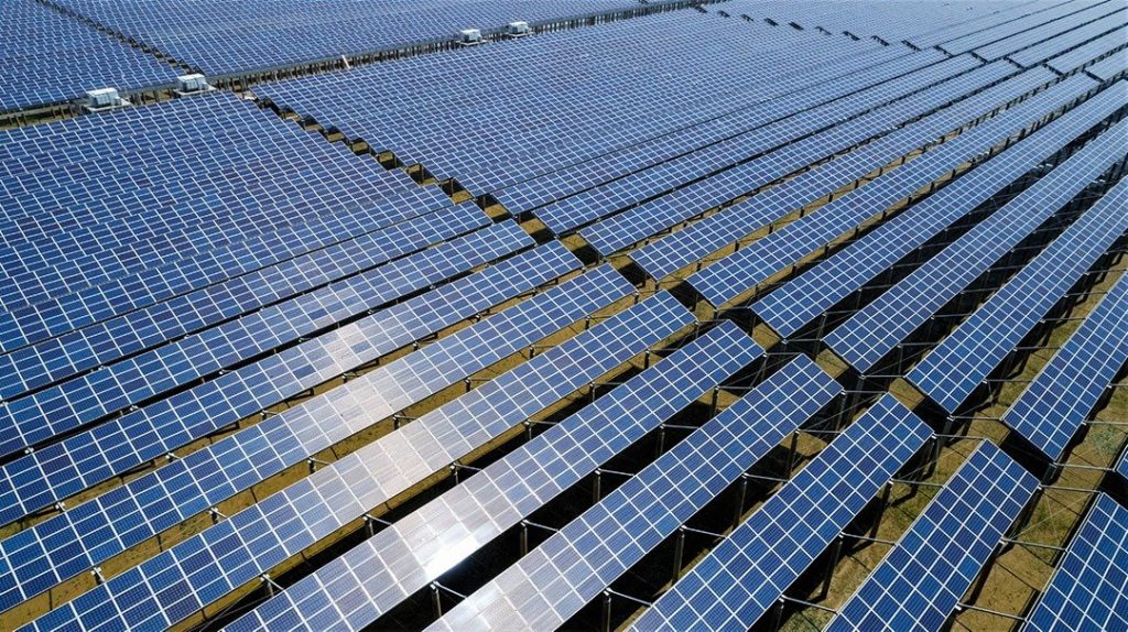 découvrez l'importance de l'inspection des systèmes photovoltaïques pour garantir leur performance et leur durabilité. assurez-vous que vos panneaux solaires fonctionnent à leur plein potentiel grâce à nos services d'audit professionnel.