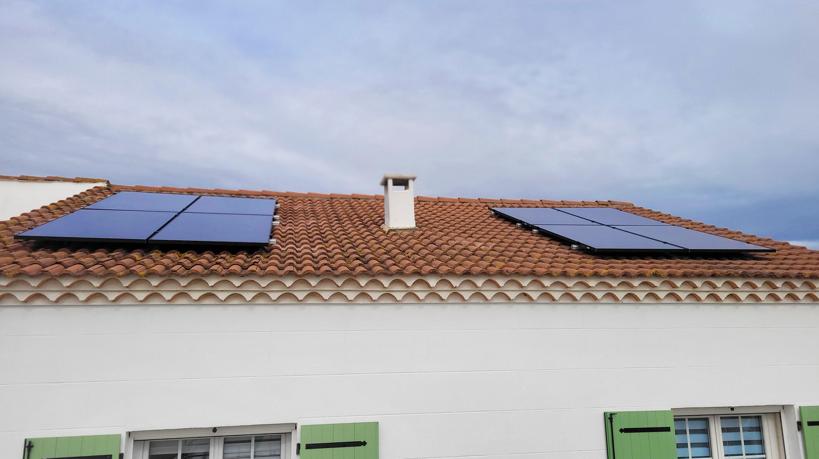 découvrez notre service d'installation de panneaux solaires à montpellier. profitez d'énergie renouvelable et réduisez vos factures d'électricité grâce à nos experts certifiés. contactez-nous pour un devis personnalisé et commencez à bénéficier d'une énergie propre et durable.