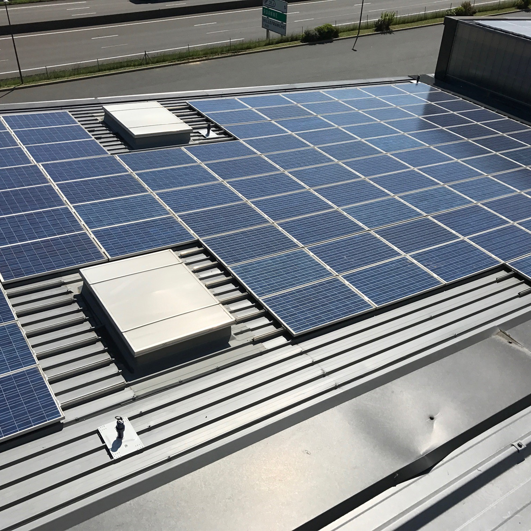 découvrez comment installer des panneaux photovoltaïques sur un toit en zinc pour maximiser votre production d'énergie solaire. profitez d'une solution durable et esthétique tout en réduisant vos factures d'électricité.
