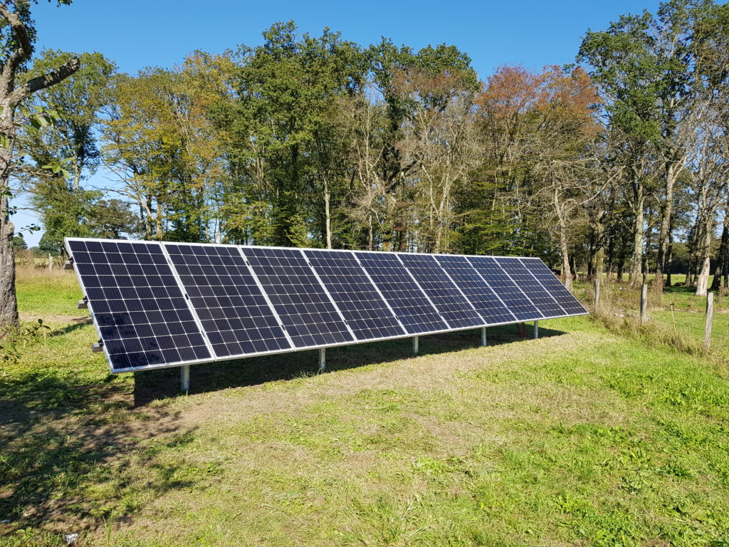 découvrez comment réaliser une installation photovoltaïque diy étape par étape. apprenez à produire votre propre électricité grâce à l'énergie solaire tout en économisant sur vos factures. guides, conseils et astuces pour mener à bien votre projet d'autosuffisance énergétique.