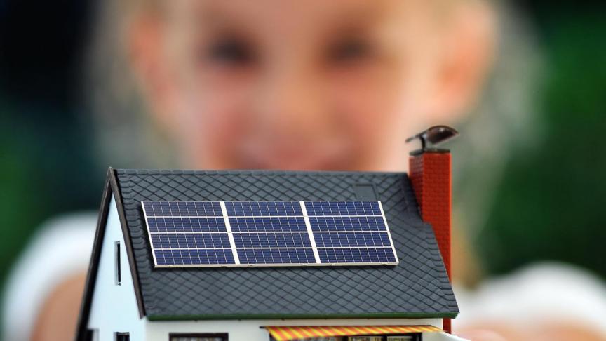 découvrez comment investir dans les panneaux solaires pour réduire vos factures d'énergie tout en contribuant à la transition énergétique. apprenez les avantages, les démarches et les conseils pour choisir la meilleure solution adaptée à vos besoins.