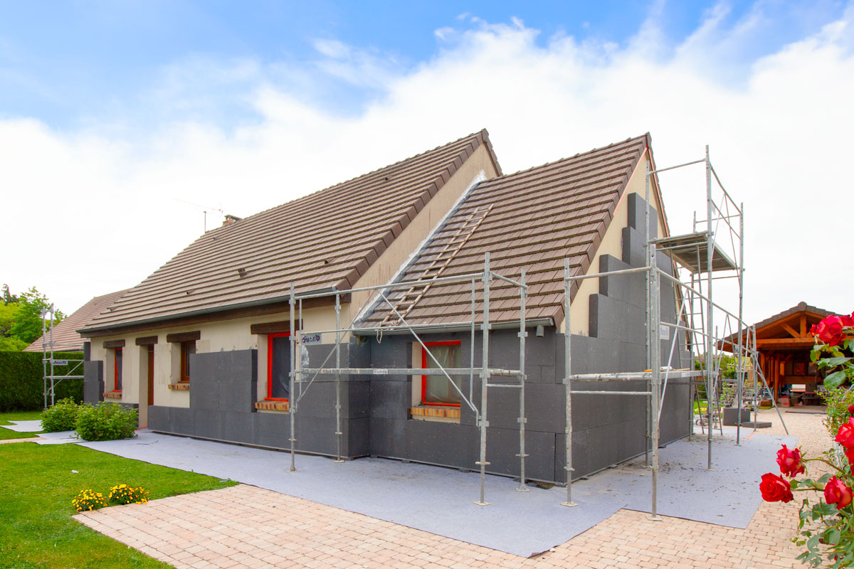 découvrez l'importance de l'isolation extérieure pour améliorer le confort thermique de votre maison et réduire vos factures d'énergie. apprenez-en davantage sur les matériaux, les techniques d'application et les avantages écologiques de cette solution efficace.