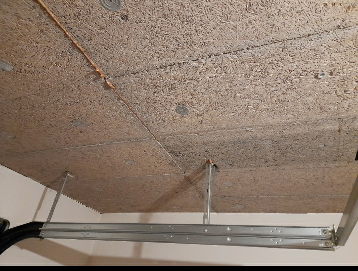 découvrez nos solutions d'isolation pour le toit de votre garage, garantissant une protection optimale contre les intempéries et une amélioration de l'efficacité énergétique. transformez votre espace en un endroit confortable et éco-responsable.