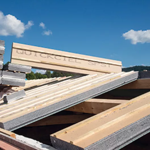 découvrez les meilleures solutions pour l'isolation de votre toit. améliorez le confort de votre maison tout en réduisant vos factures d'énergie grâce à des matériaux efficaces et des techniques professionnelles. informez-vous sur les avantages, les coûts et les étapes clés pour une isolation réussie.