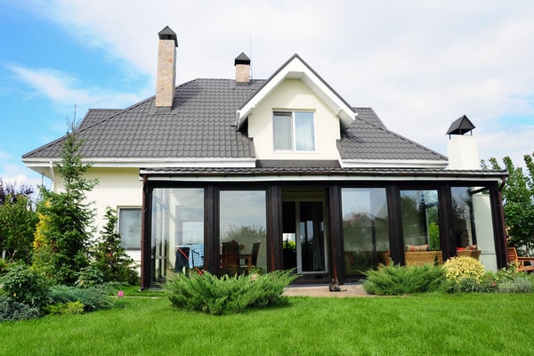 découvrez comment l'isolation de votre toit de véranda peut améliorer le confort de votre espace tout en réduisant vos factures d'énergie. optimisez votre espace de vie avec des solutions d'isolation efficaces, adaptées à vos besoins.