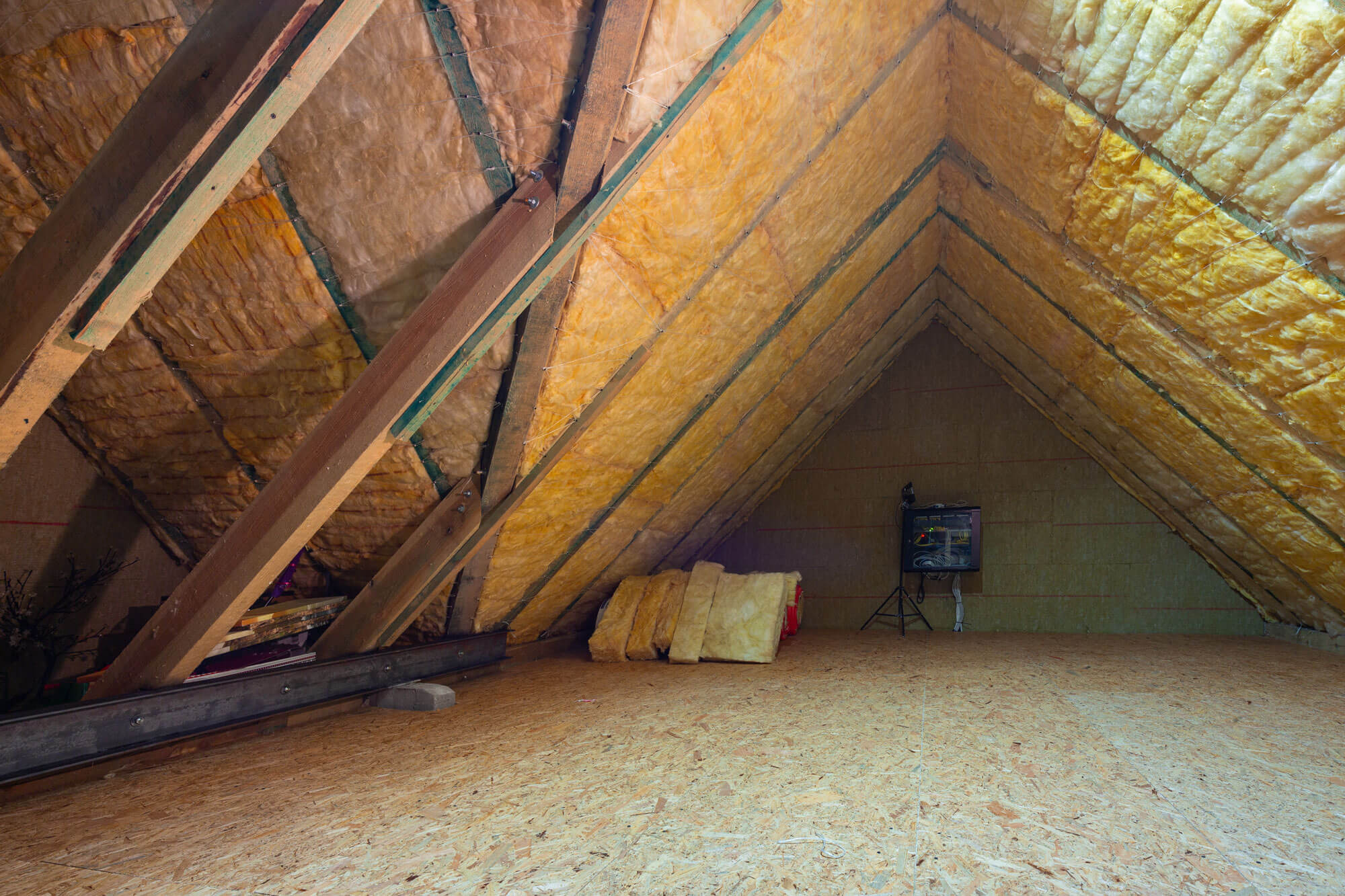 découvrez nos solutions d'isolation pour toiture afin d'améliorer l'efficacité énergétique de votre maison. protégez-vous des variations de température, réduisez vos factures de chauffage et contribuez à un environnement durable grâce à une isolation performante. informez-vous sur nos services et profitez d'un confort optimal.