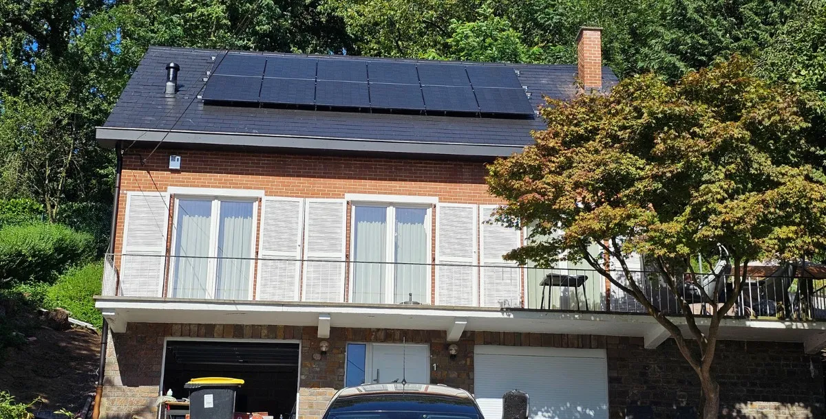 découvrez comment allier isolation de toiture et panneaux photovoltaïques pour améliorer l'efficacité énergétique de votre maison. optimisez votre confort tout en réduisant vos factures d'énergie grâce à des solutions écologiques et rentables.
