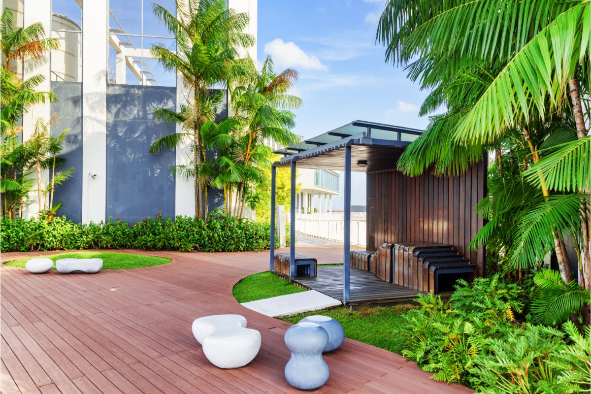 découvrez les avantages d'un jardin de toit : un espace vert innovant, amélioration de l'isolation, réduction des îlots de chaleur et création d'un havre de paix en milieu urbain.