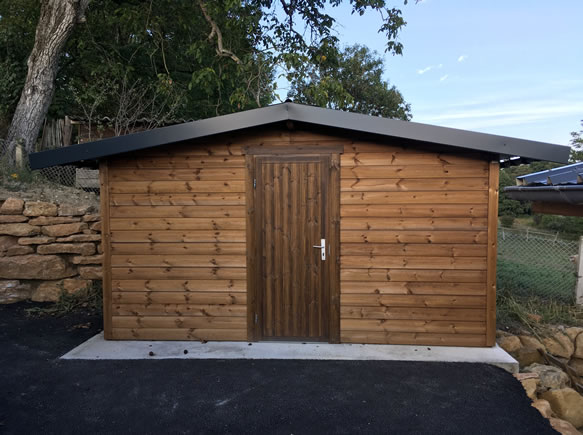 découvrez comment intégrer des panneaux solaires dans votre jardin pour un éclairage écologique et une énergie durable. apprenez les meilleures pratiques et astuces pour profiter des bienfaits du soleil tout en embellissant votre espace extérieur.