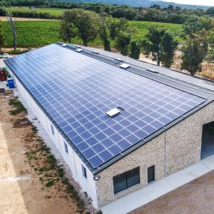 découvrez notre service de location de toitures photovoltaïques, une solution économique et écologique pour produire votre propre électricité. optimisez votre consommation énergétique tout en réduisant votre empreinte carbone grâce à nos panneaux solaires haut de gamme. contactez-nous dès maintenant pour plus d'informations!