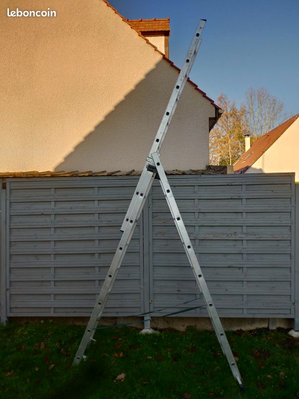 découvrez notre service de location d'échelles de toit, idéal pour tous vos travaux en hauteur. sécurisées et faciles à utiliser, nos échelles s'adaptent à vos besoins. louez dès aujourd'hui et réalisez vos projets en toute sérénité!