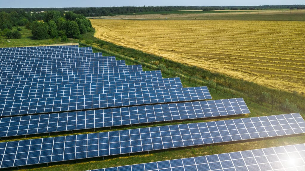 louez un terrain pour l'installation de panneaux solaires edf et participez à la transition énergétique. découvrez les avantages et les opportunités offertes par la location de terrains adaptés à votre projet solaire.