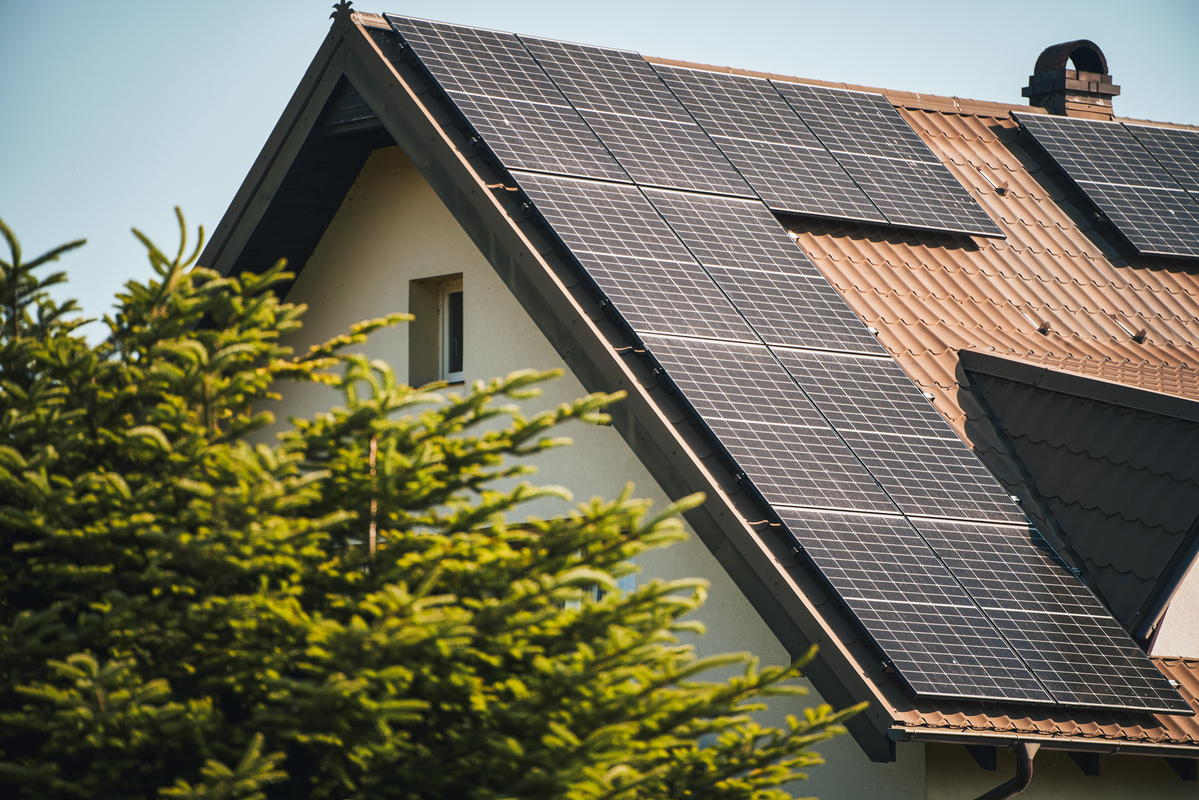 louez votre toit pour y installer des panneaux photovoltaïques et générez des revenus passifs tout en contribuant à la transition énergétique. profitez d'une solution rentable et écologique pour optimiser l'utilisation de votre espace tout en réduisant votre empreinte carbone.