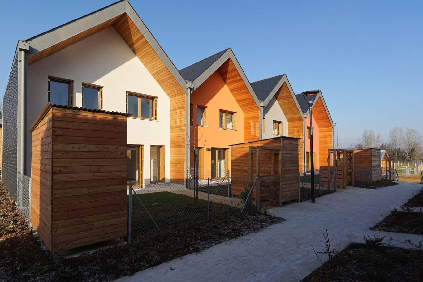 découvrez notre maison neuve éco-responsable, alliant confort moderne et respect de l'environnement. profitez d'un habitat durable, conçu pour réduire votre empreinte écologique tout en offrant une qualité de vie exceptionnelle.