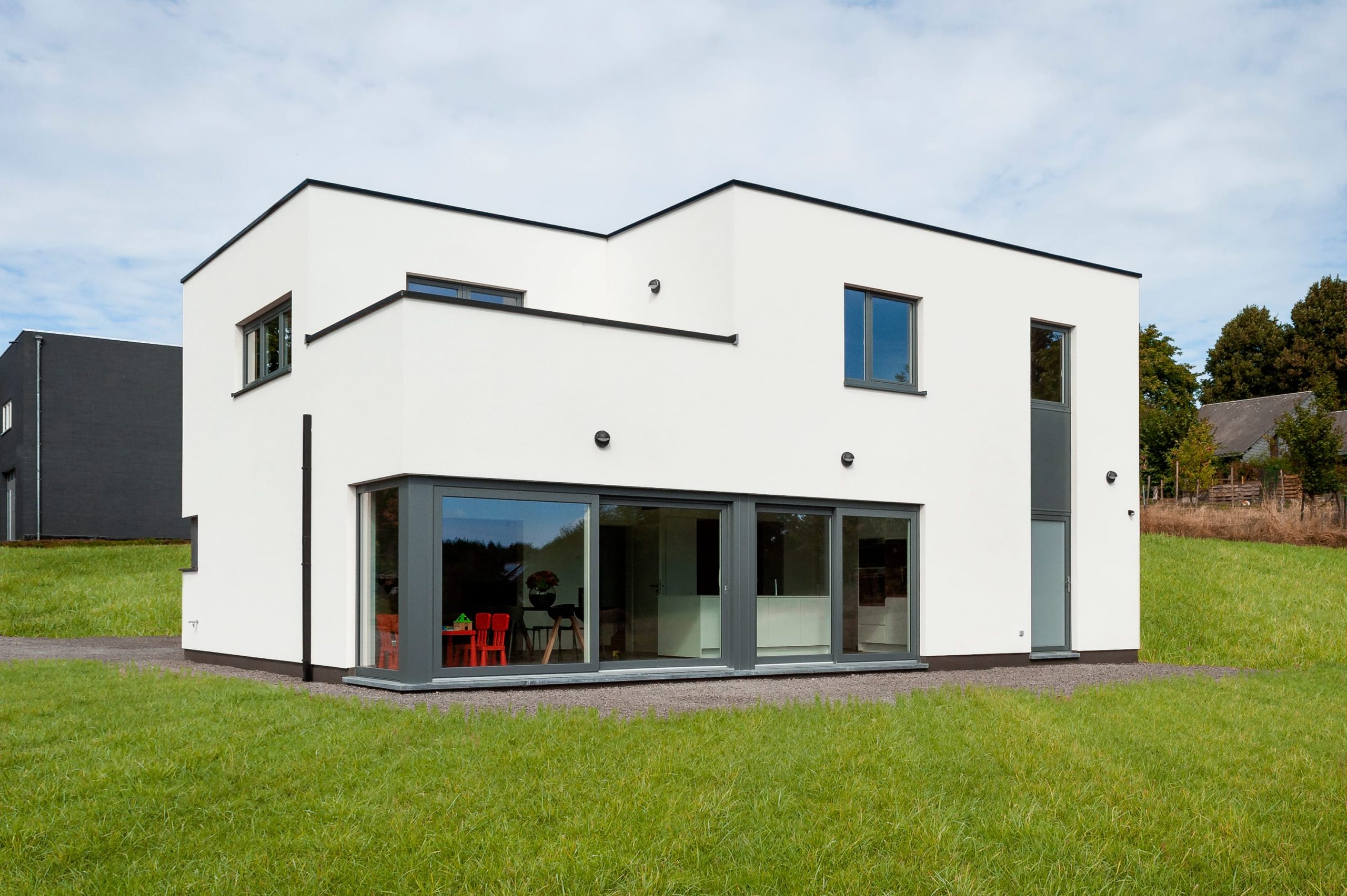 découvrez les avantages d'une maison à toit plat : esthétique moderne, optimisation de l'espace et possibilités d'aménagement. explorez nos conseils pour concevoir votre projet de construction ou de rénovation.