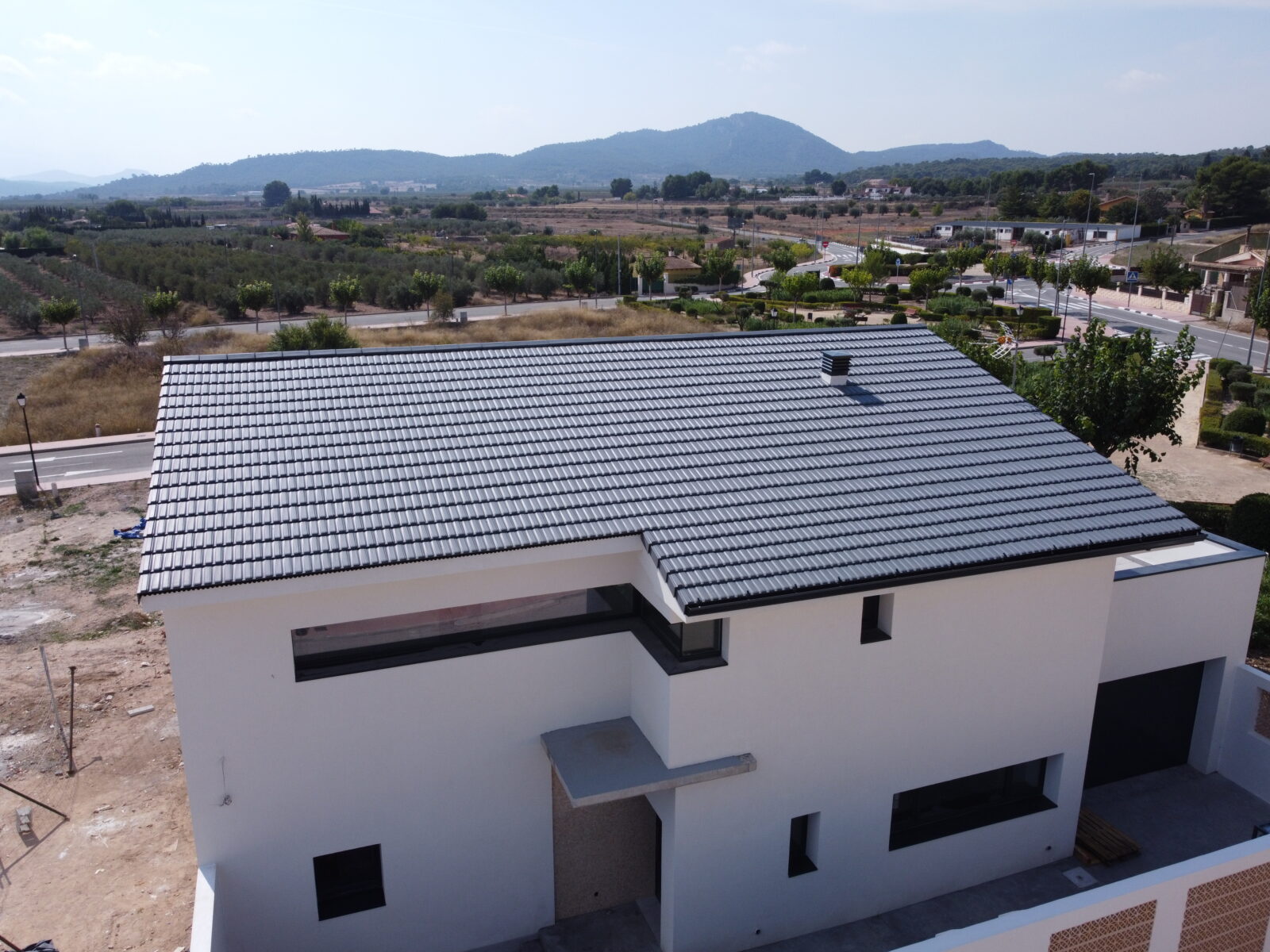 découvrez notre gamme de maisons en tuile, alliant charme traditionnel et confort moderne. optez pour une construction durable et esthétique qui valorise votre bien immobilier tout en offrant une protection optimale contre les intempéries.