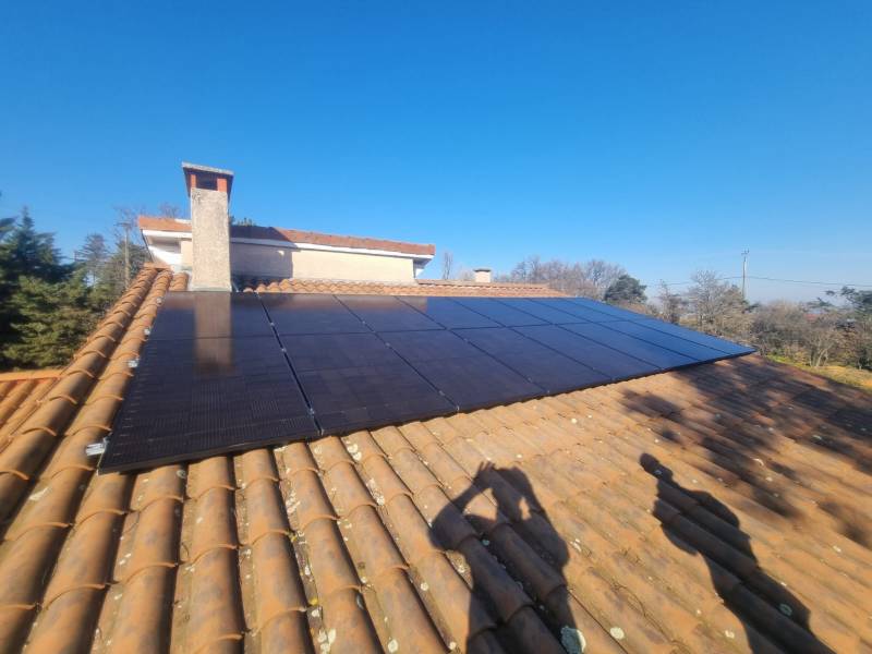 découvrez comment maximiser l'efficacité de votre toit photovoltaïque pour optimiser votre production d'énergie solaire. nos conseils pratiques et stratégies vous aideront à tirer le meilleur parti de votre installation et à réduire vos factures d'électricité.