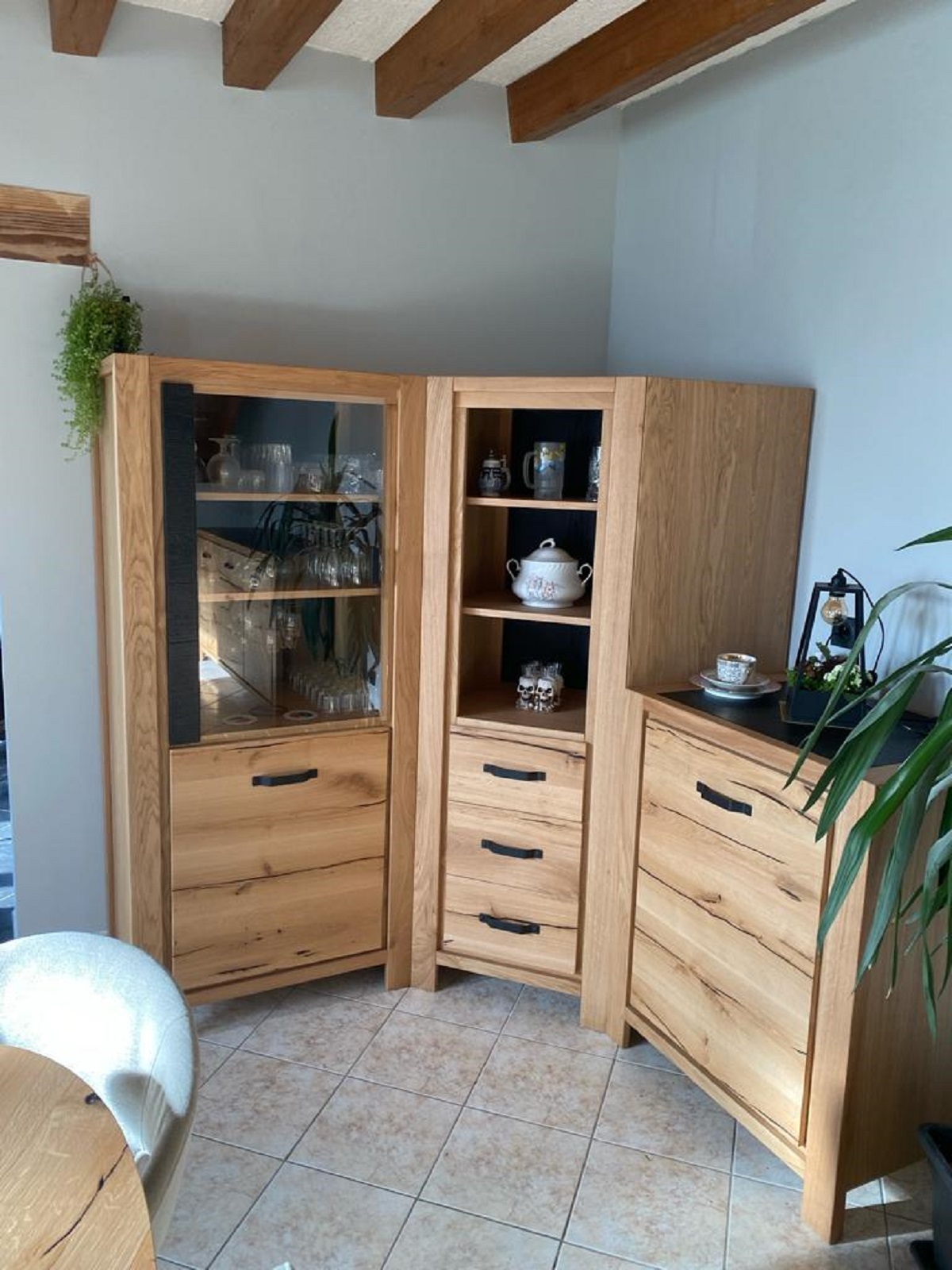découvrez nos meubles en bois sur-mesure, alliant esthétique et fonctionnalité. fabriqués artisanalement, nos créations s'adaptent à votre espace et à votre style. transformez votre intérieur avec des pièces uniques et personnalisées.