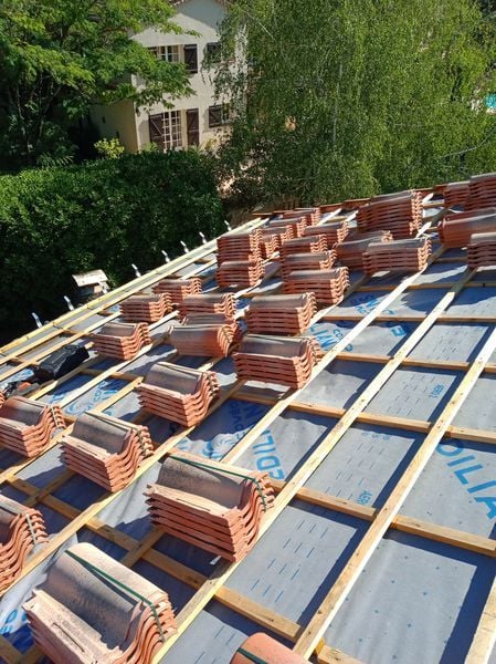 découvrez nos solutions innovantes pour le mur et le toit à alès. que ce soit pour la construction, la rénovation ou des conseils d'experts, nous vous accompagnons dans tous vos projets immobiliers. sécurisez et embellissez votre espace avec des matériaux de qualité.