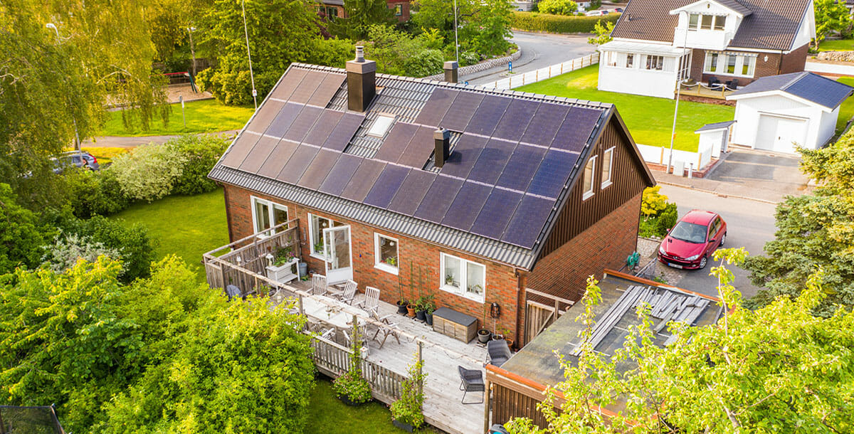 découvrez comment optimiser votre consommation d'énergie grâce aux solutions solaires. ce guide explore les avantages des panneaux solaires, les économies potentielles sur vos factures d'énergie, et des conseils pratiques pour une efficacité énergétique accrue.