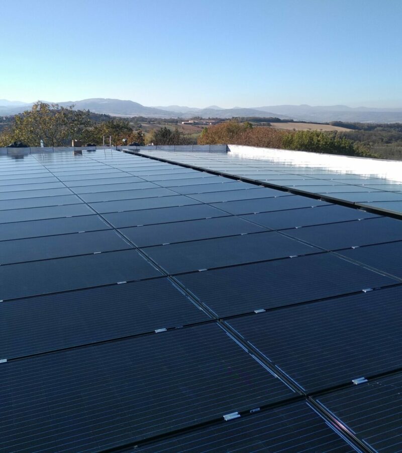 découvrez comment optimiser votre consommation d'énergie grâce aux solutions solaires. informez-vous sur les avantages des panneaux photovoltaïques, la réduction de votre facture d'électricité et l'impact positif sur l'environnement.