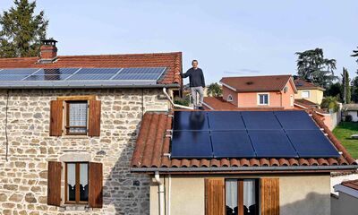 découvrez comment faire le meilleur choix de panneaux solaires pour votre maison ou entreprise. comparez les différents types, les tarifs et les avantages pour maximiser votre investissement en énergies renouvelables.