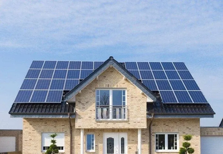 découvrez comment un panneau solaire rentable peut transformer votre consommation d'énergie et réduire vos factures. explorez les avantages économiques et environnementaux d'une installation solaire qui génère des économies durables tout en préservant la planète.