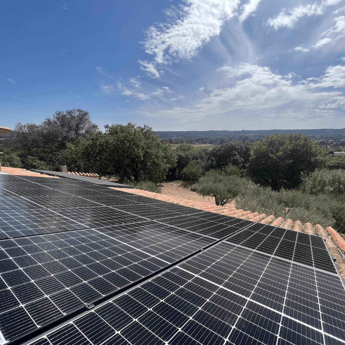 découvrez comment les panneaux photovoltaïques durables transforment l'énergie solaire en une source d'électricité écologique et fiable. optez pour une solution respectueuse de l'environnement qui réduit vos factures d'énergie tout en préservant la planète.