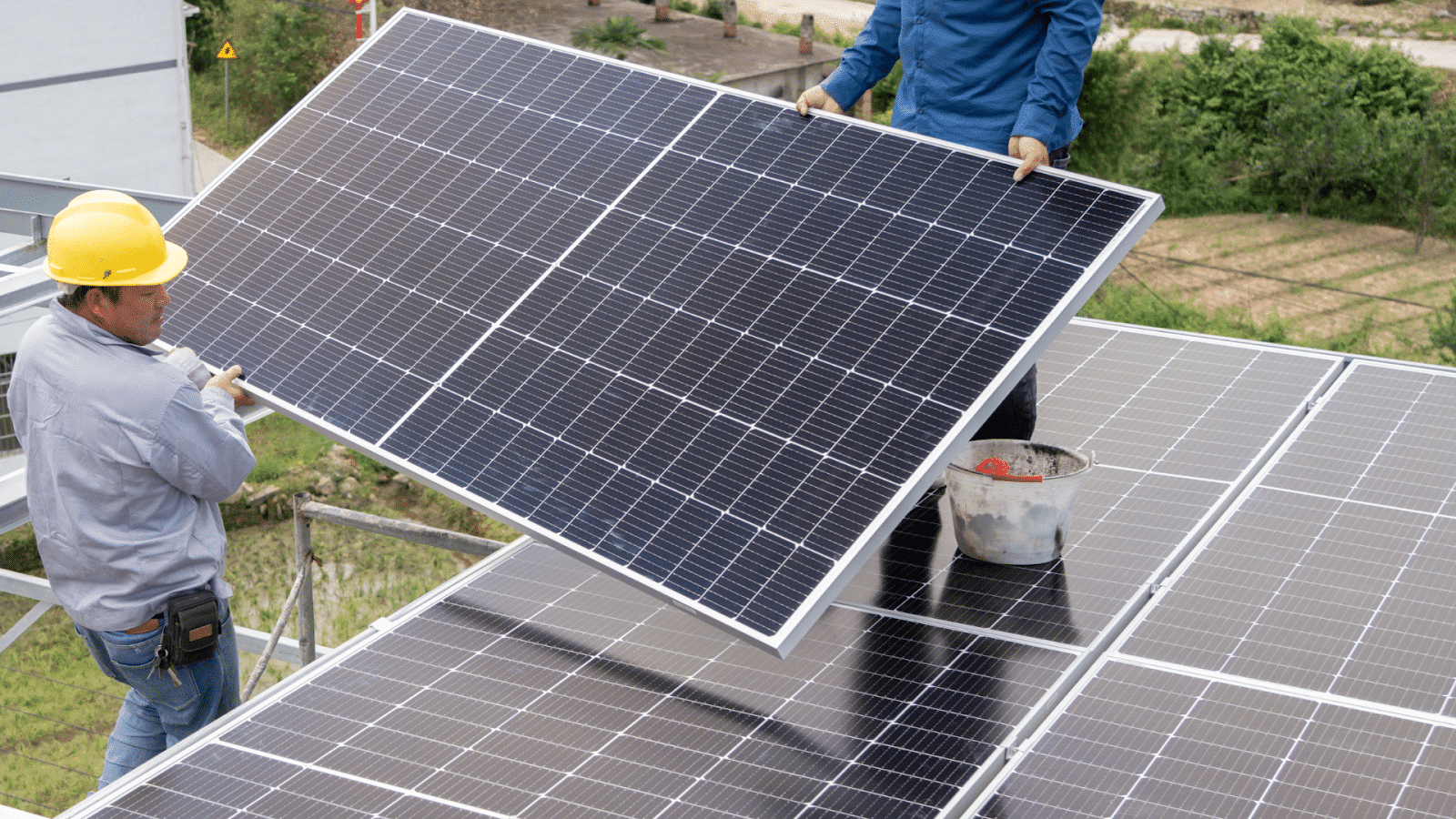 découvrez les panneaux solaires économiques qui vous permettront de réduire vos factures d'énergie tout en préservant l'environnement. profitez d'une solution durable et rentable pour produire votre propre électricité grâce à des technologies innovantes et accessibles.