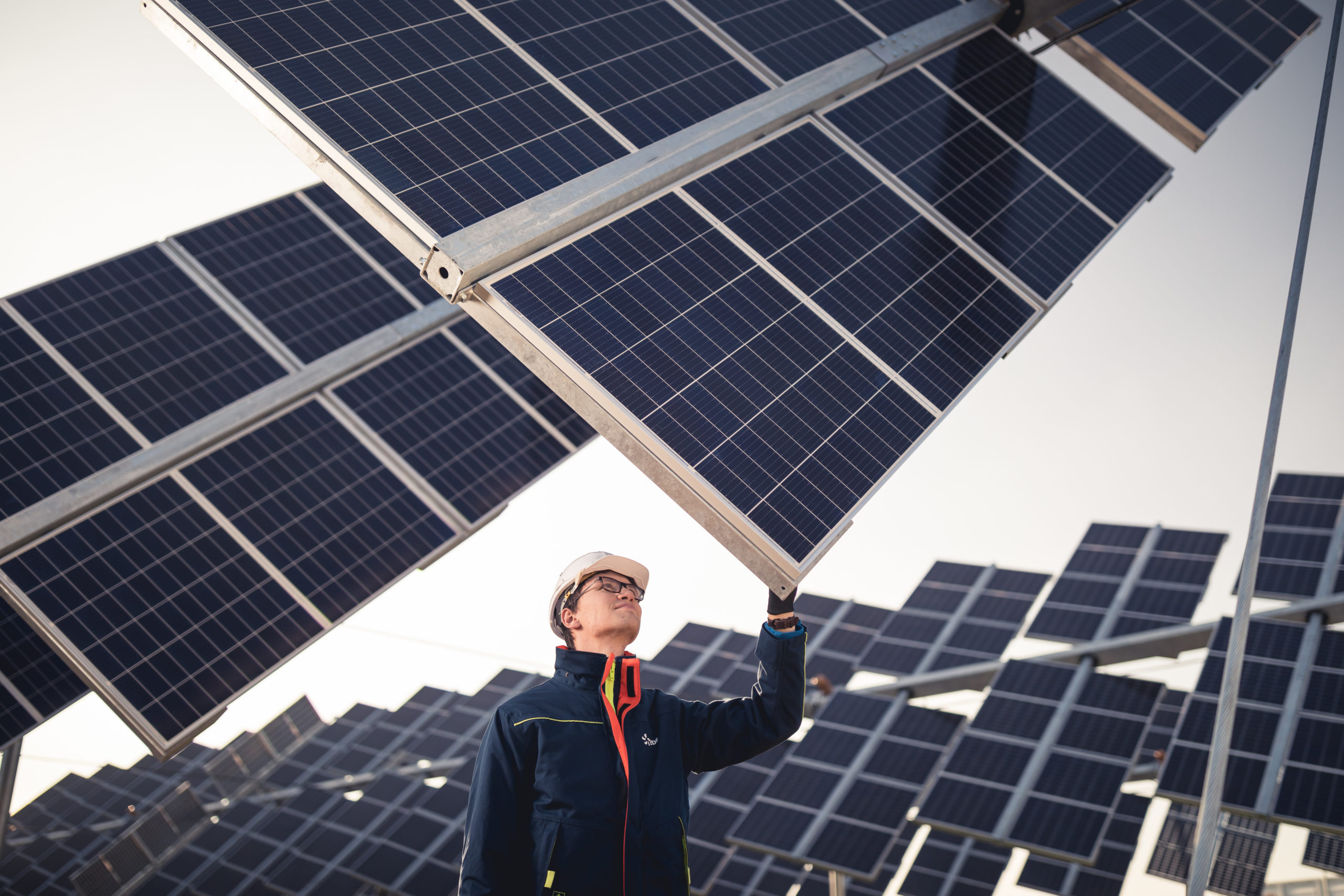 découvrez les panneaux solaires edf, une solution éco-responsable pour produire votre propre électricité. profitez d'une énergie renouvelable et d'économies sur vos factures tout en contribuant à la protection de l'environnement.