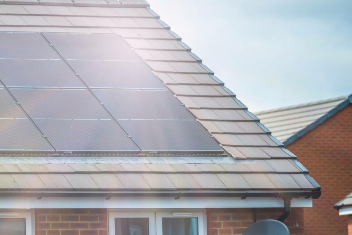 découvrez comment les panneaux solaires esthétiques allient design moderne et efficacité énergétique. transformez votre habitation avec ces solutions élégantes qui capturent l'énergie du soleil tout en embellissant votre toiture.