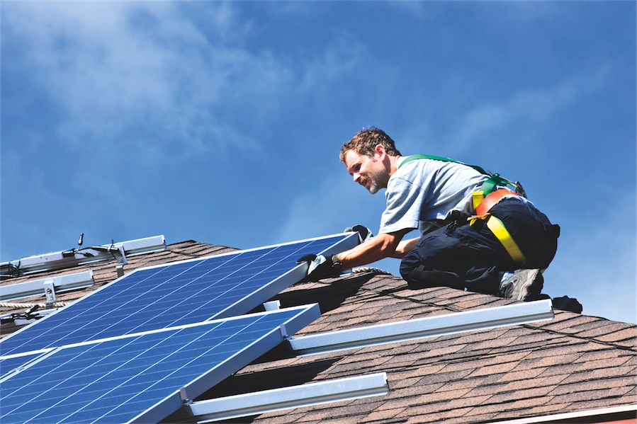 découvrez comment bénéficier de panneaux solaires gratuits pour réduire vos factures d'énergie et contribuer à la transition énergétique. informez-vous sur les aides disponibles et les démarches à suivre pour installer des panneaux solaires sans frais.